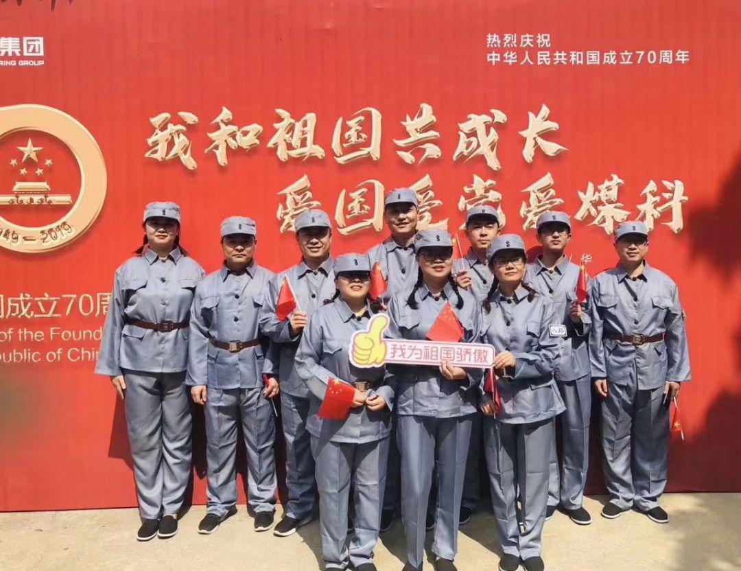 男生发动态,内容是,雪下得那么深,下得那么认真,配了一张雪景图片,有什么深意吗?-专业的有问必答平台
